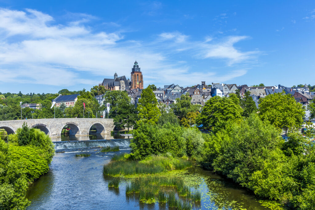 Wetlar - alte Brücke und Dom